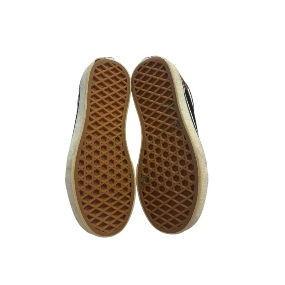 Vans Maroon / Brown Sneakers - Picture 3 of 4